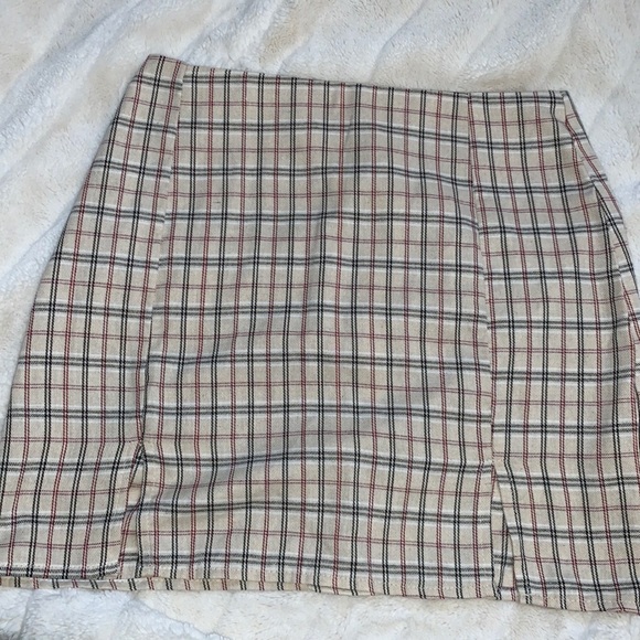 Plaid Skirt - Picture 1 of 3